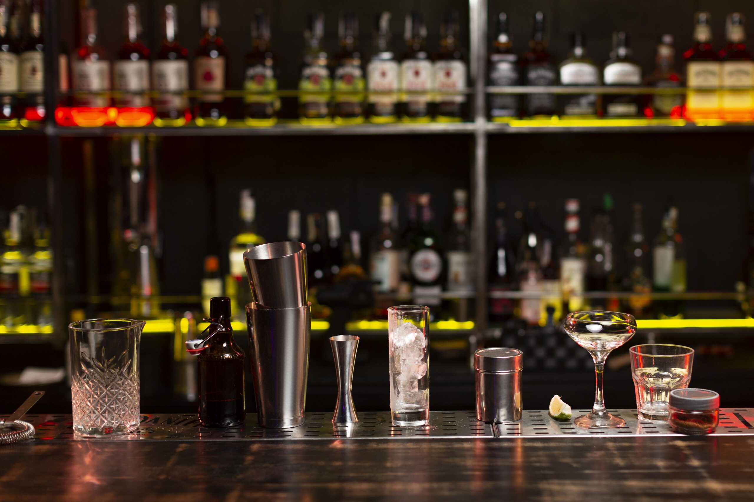 ¿Cuáles son los requisitos para registro sanitario de bebidas alcohólicas importadas en INVIMA Colombia? Decreto 162 de 2021