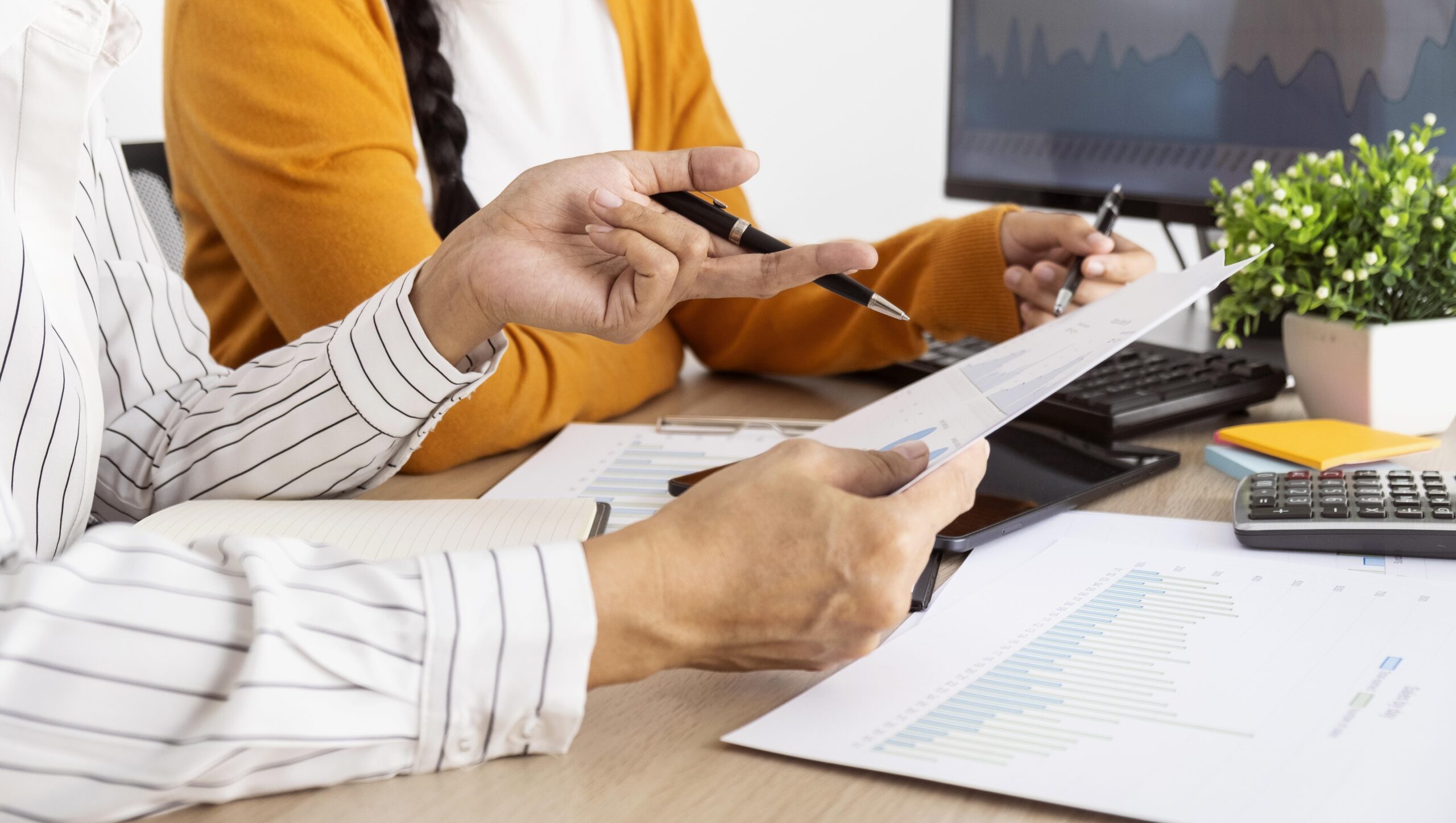 Guía Completa: Requisitos para Obtener el Registro Sanitario, Permiso y Notificación Sanitaria de Alimentos en Colombia